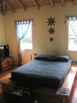 Desi-House10